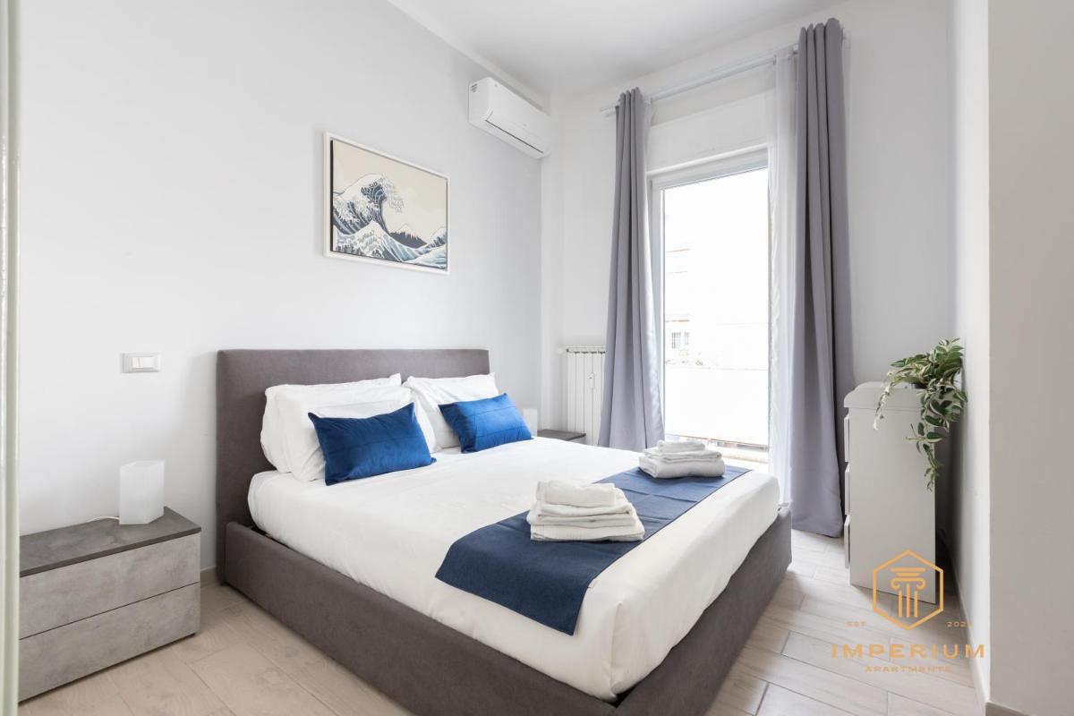 Sea View Terrace Apt - 150mt from the sea, 4-6 pax, A-C, Terrace - Housity