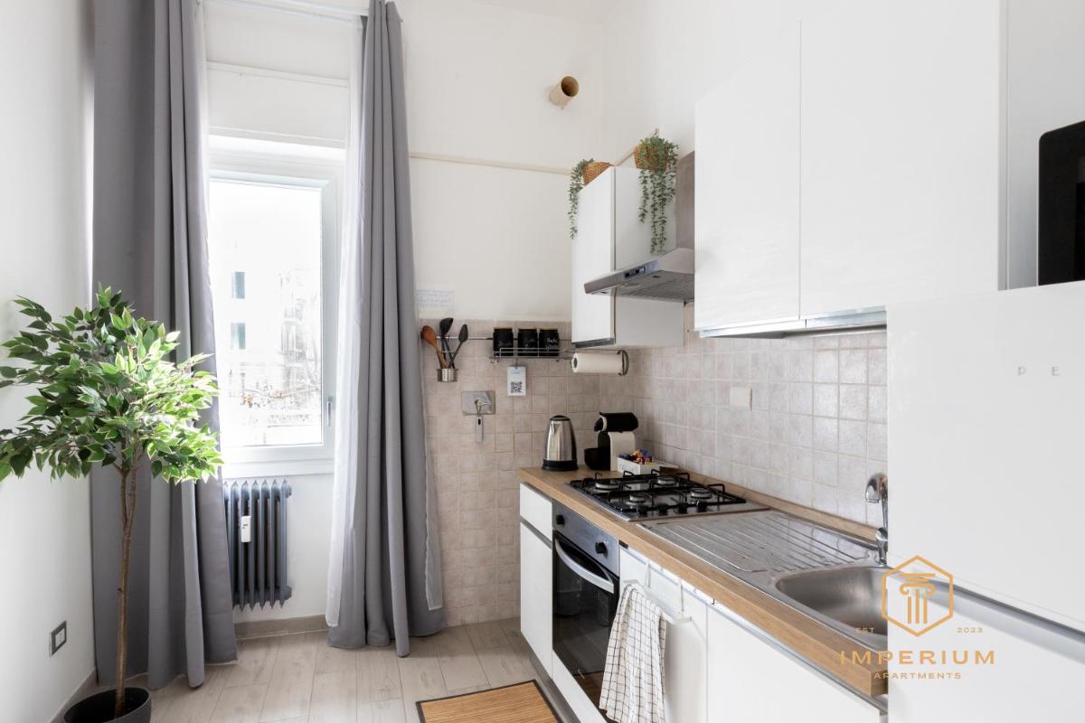Sea View Terrace Apt - 150mt from the sea, 4-6 pax, A-C, Terrace - Housity