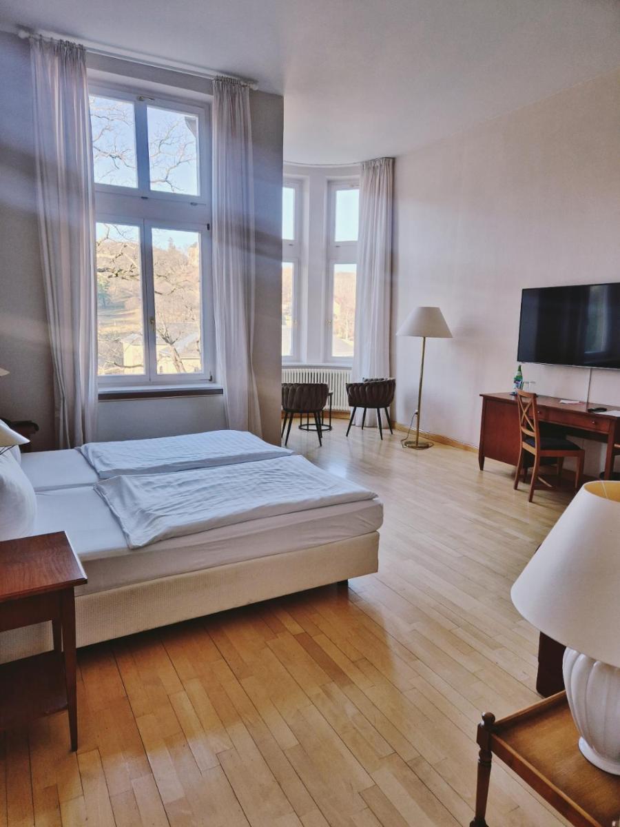 Hotel Villa Viktoria Luise - Housity