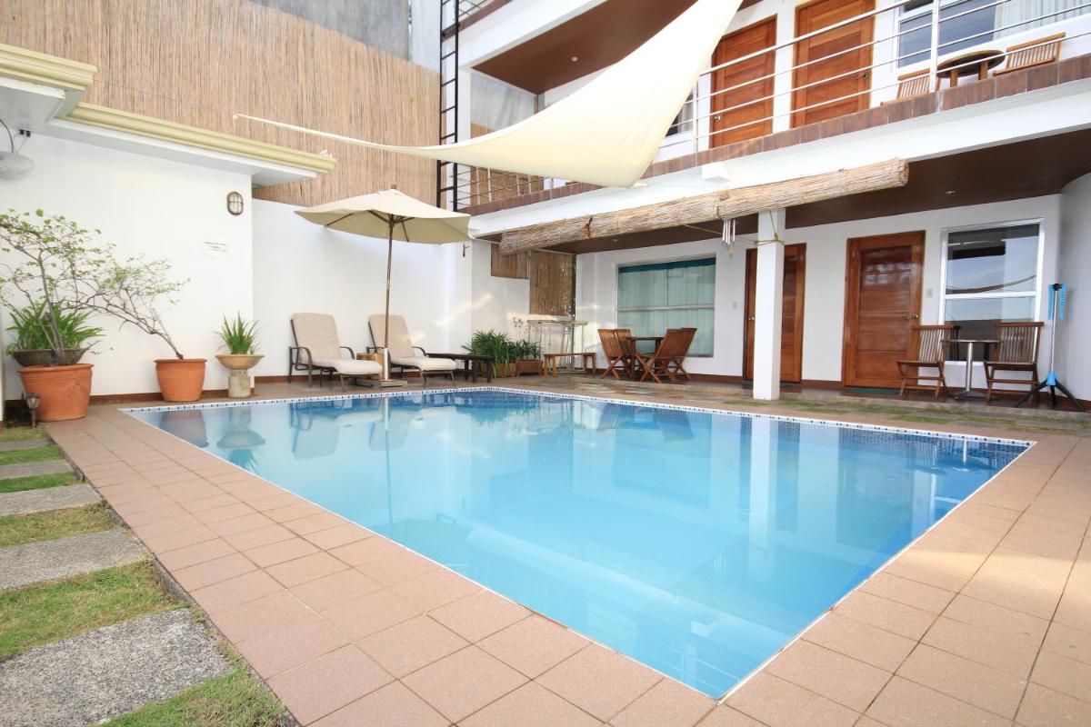 Bluewaves Westcliff Villa - Housity