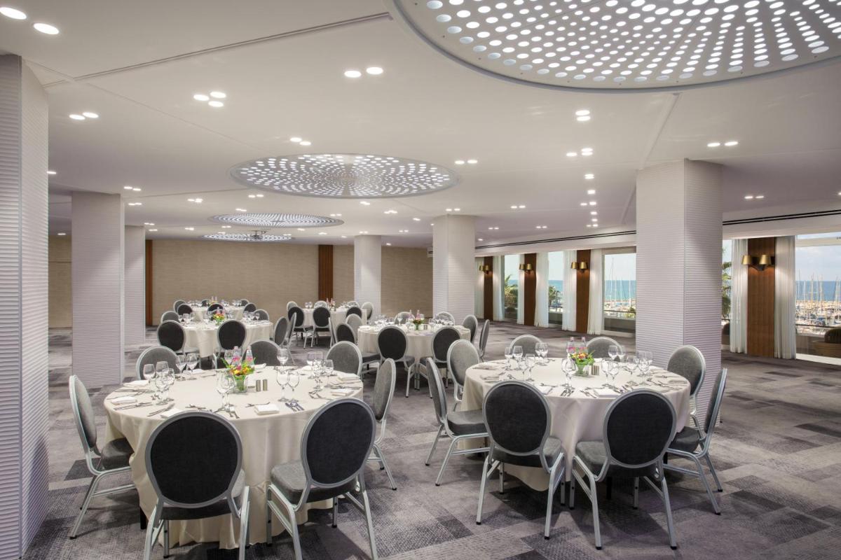 Suitetrails - Carlton Tel Aviv Hotel – Luxury on the Beach