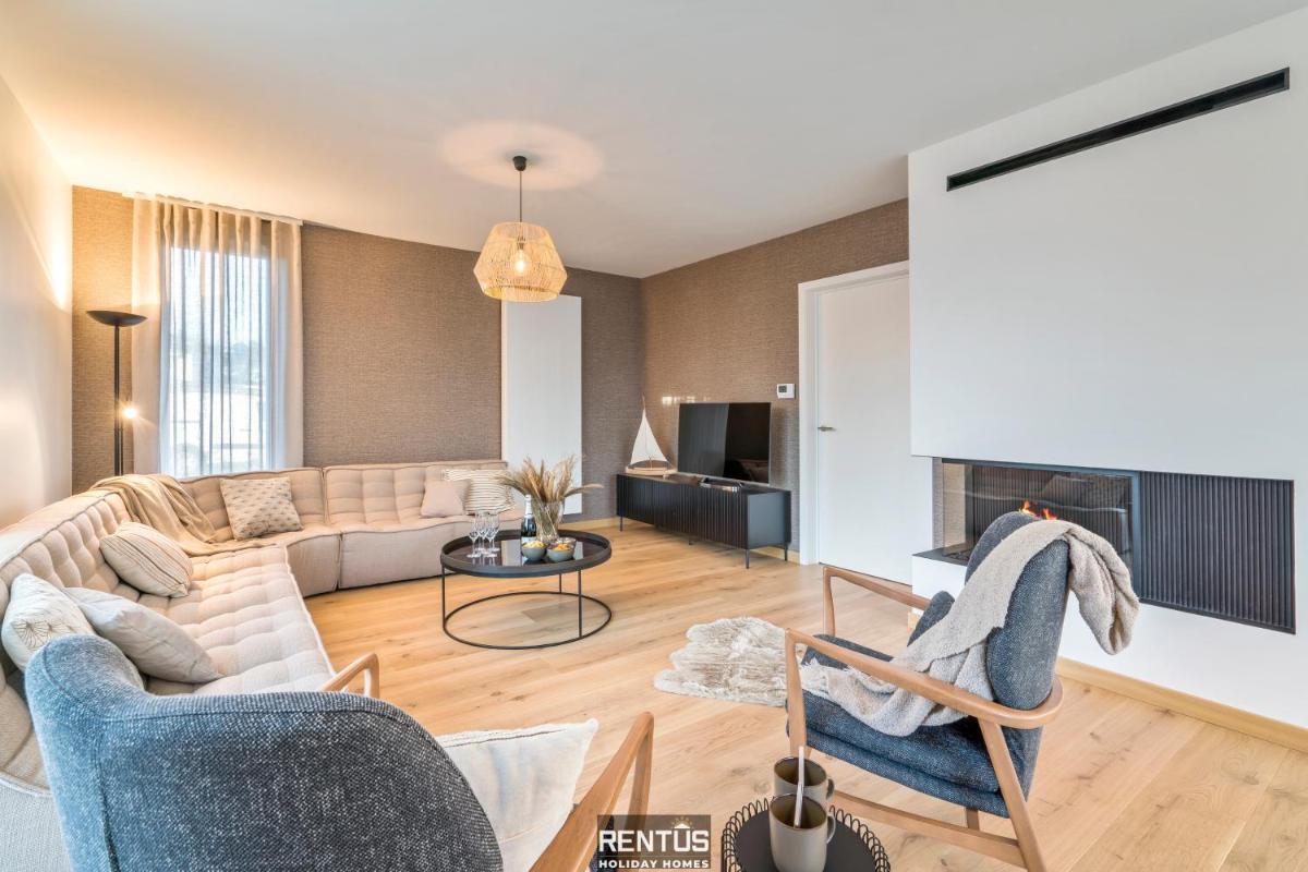 Villa Sailing-large luxury house in quiet location - Housity