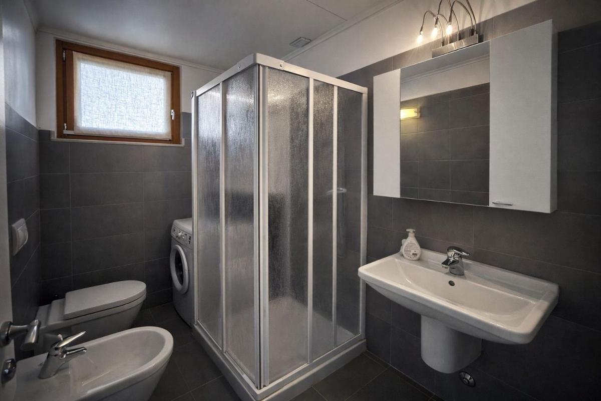 PARADISO DEL LAGO MARGHERITA 1 - Housity