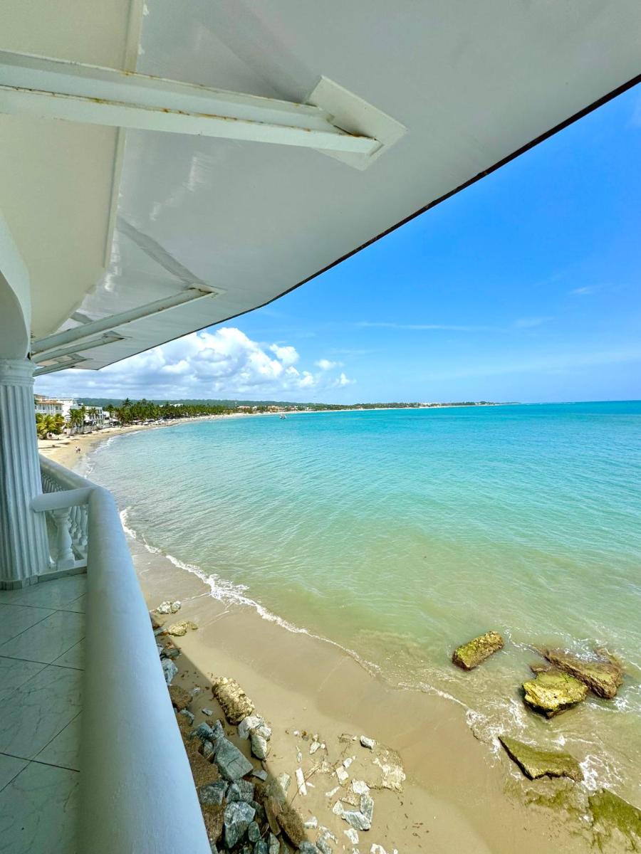 ultra infinity hotel - Housity