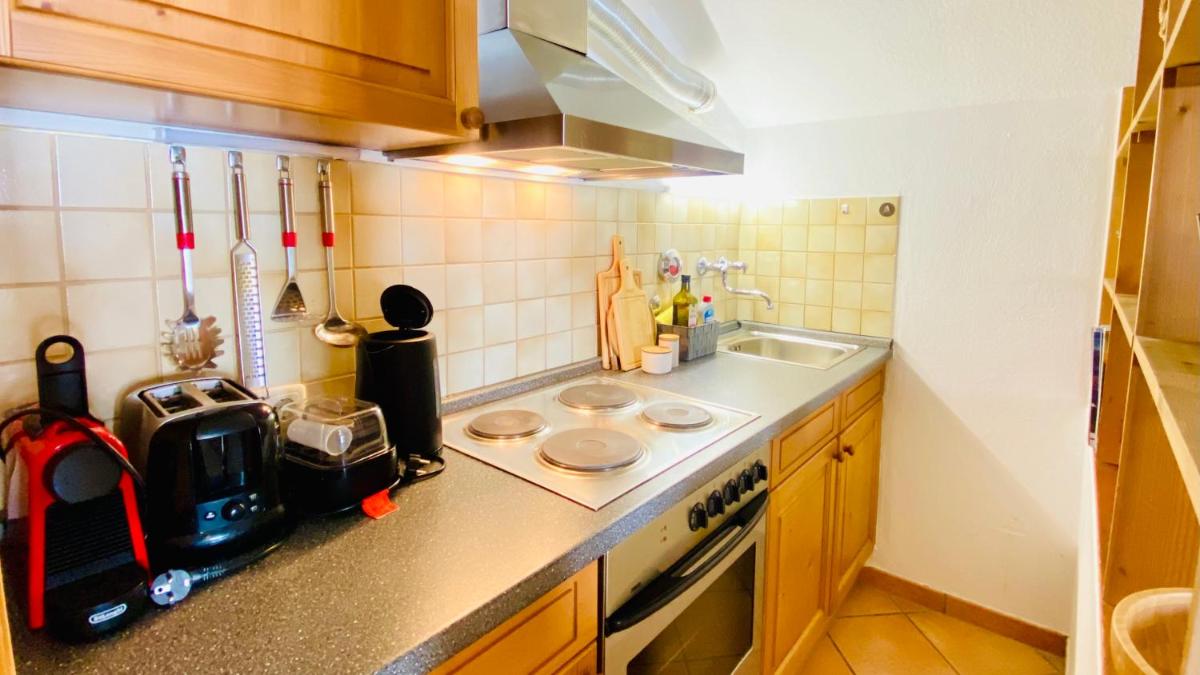 Apartment mit Bergblick kostenloser Parkplatz, WLAN, TV, Einbauküche - Housity