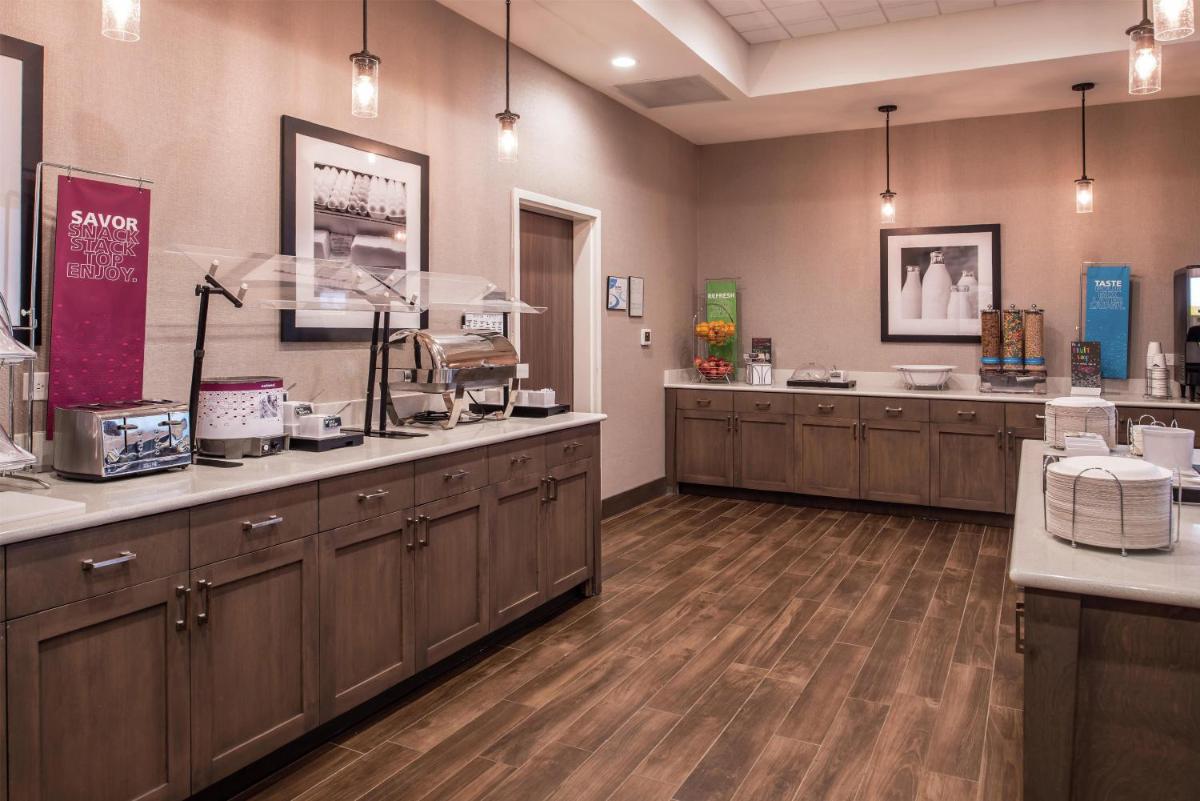 Hampton Inn Benson - Housity