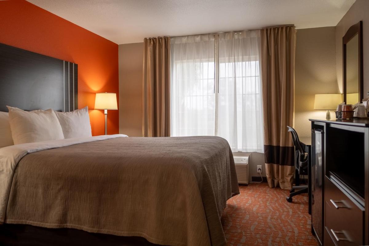 Quality Inn & Suites Fresno Northwest - Hizvo