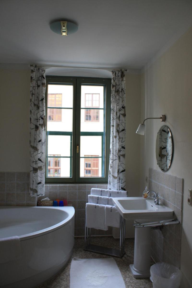 Haus Buchheim - Pension am Schloss - Housity