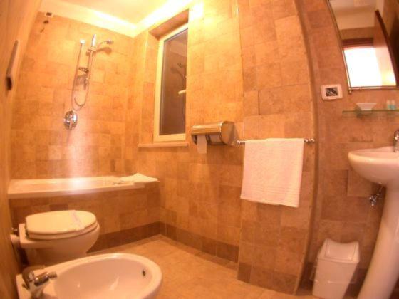 Amaranto Hotel - Housity