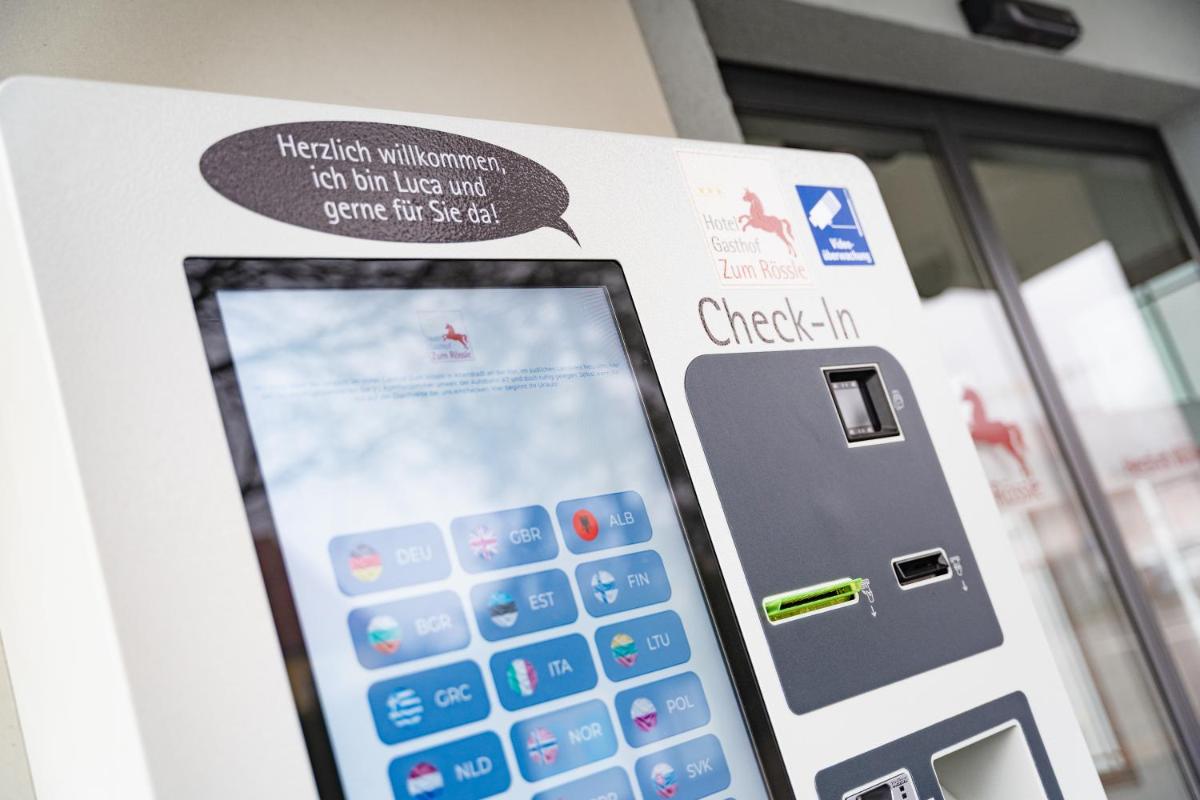 Hotel Gasthof zum Rössle - Housity