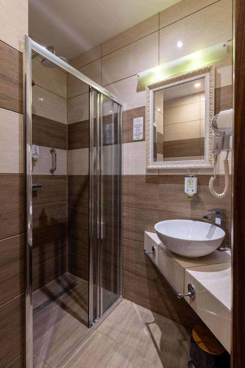 Hotel Diamond w Białym Dworku - Housity