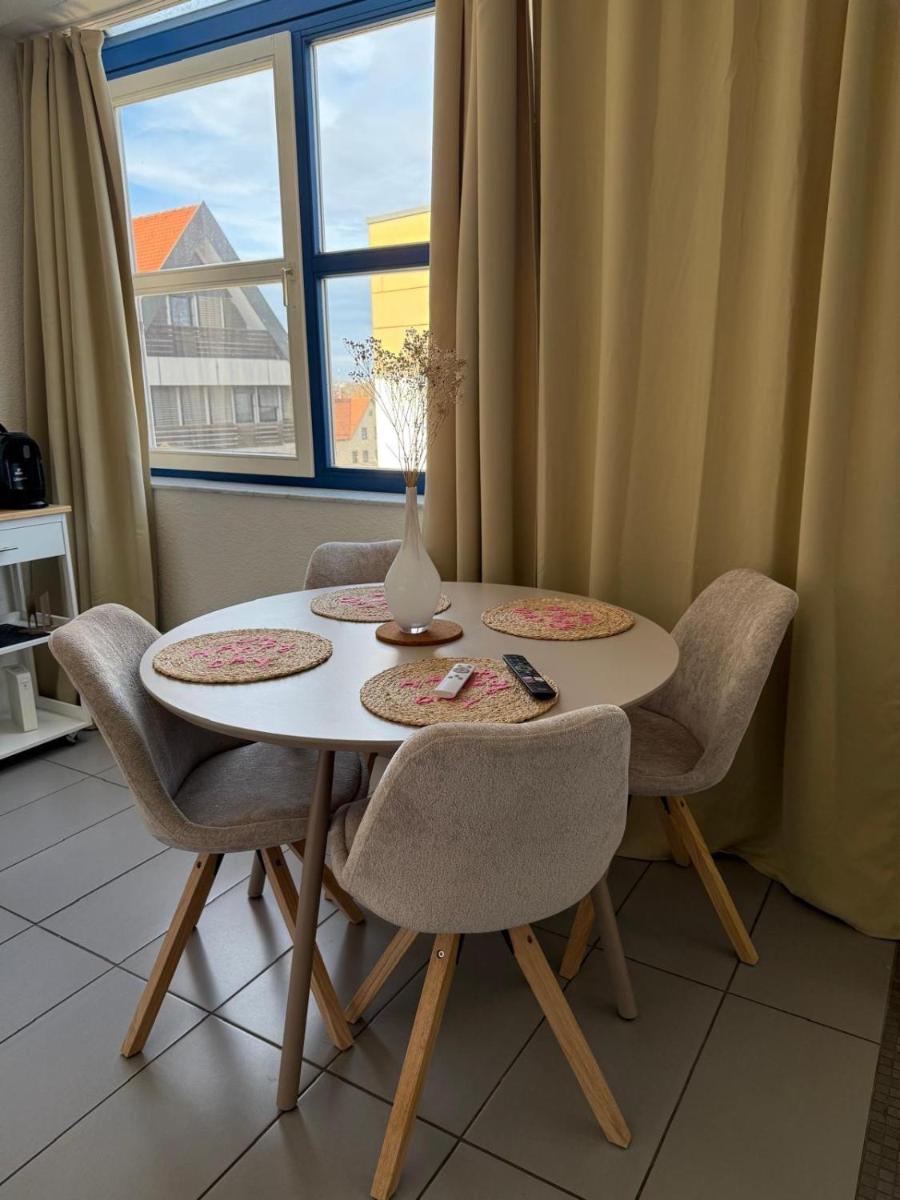 nJoy! EXPO Studio & Zentral - Stuttgart Flughafen & Messe - perfekt für Work & Travel - Housity