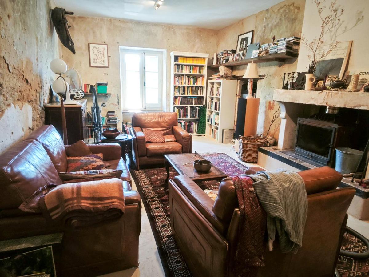 Spacious stylish Provencal house with terrace - Housity