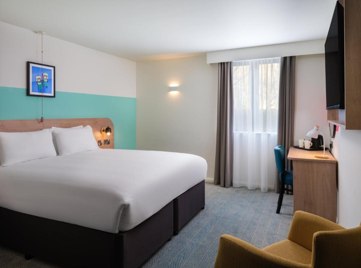 ibis Rotherham East – (M18 / M1) - Housity