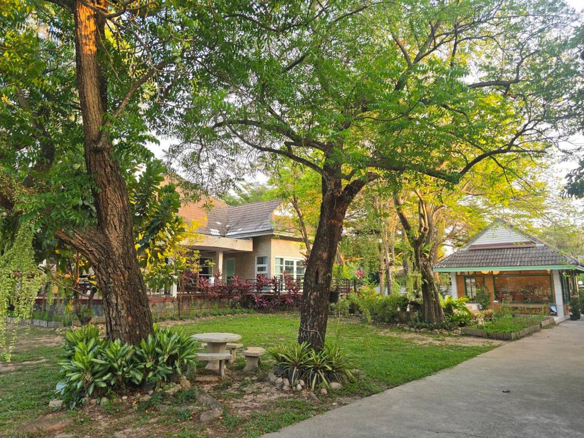 Lazy Daisy Nakhon Nayok - Housity