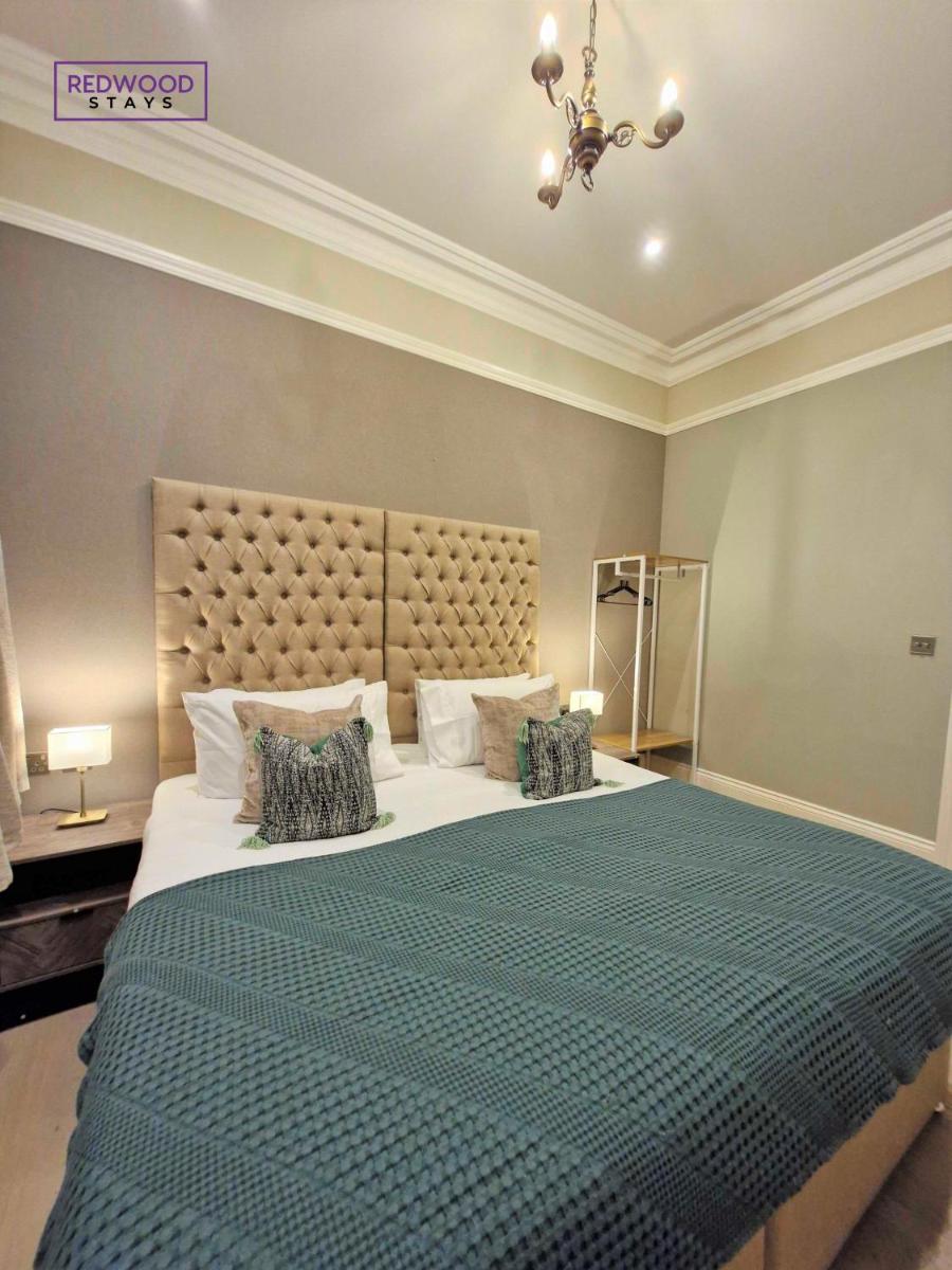 Premium Central Apartments For Families & Corporates By Redwood Stays - Housity