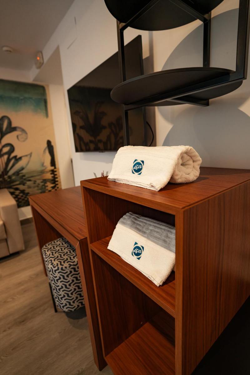 ISA Sevilla Suites - Housity