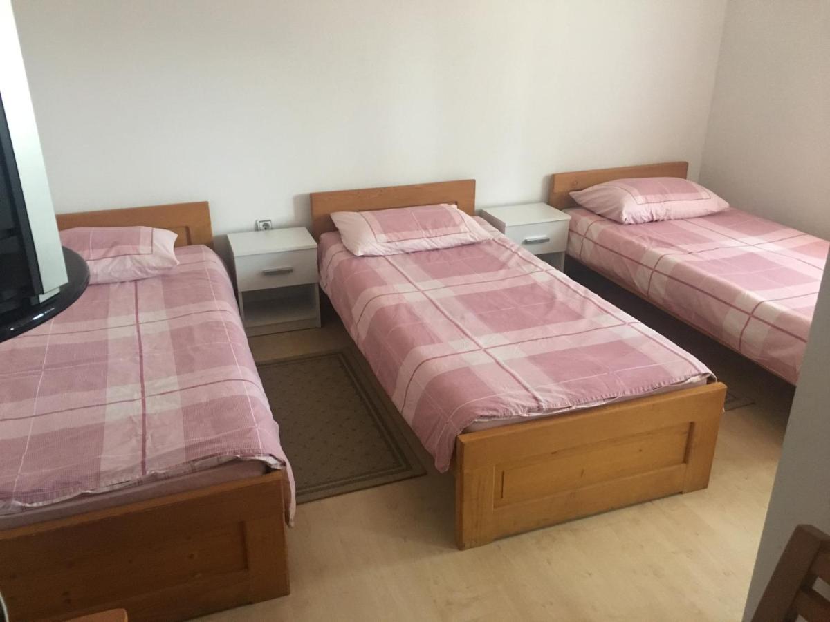 Rooms Dujlović - Housity