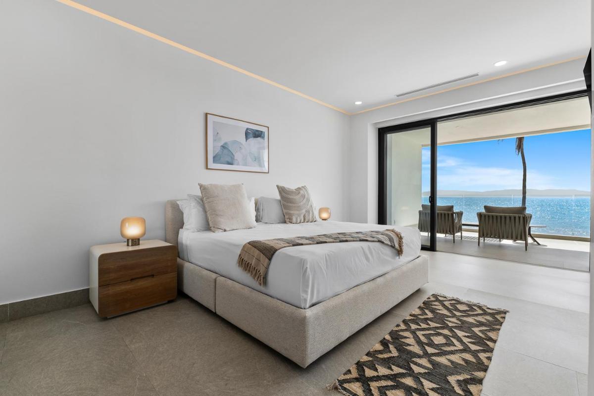 Bantay Beachfront Living - Ocean Views & Luxury Amenities - Housity