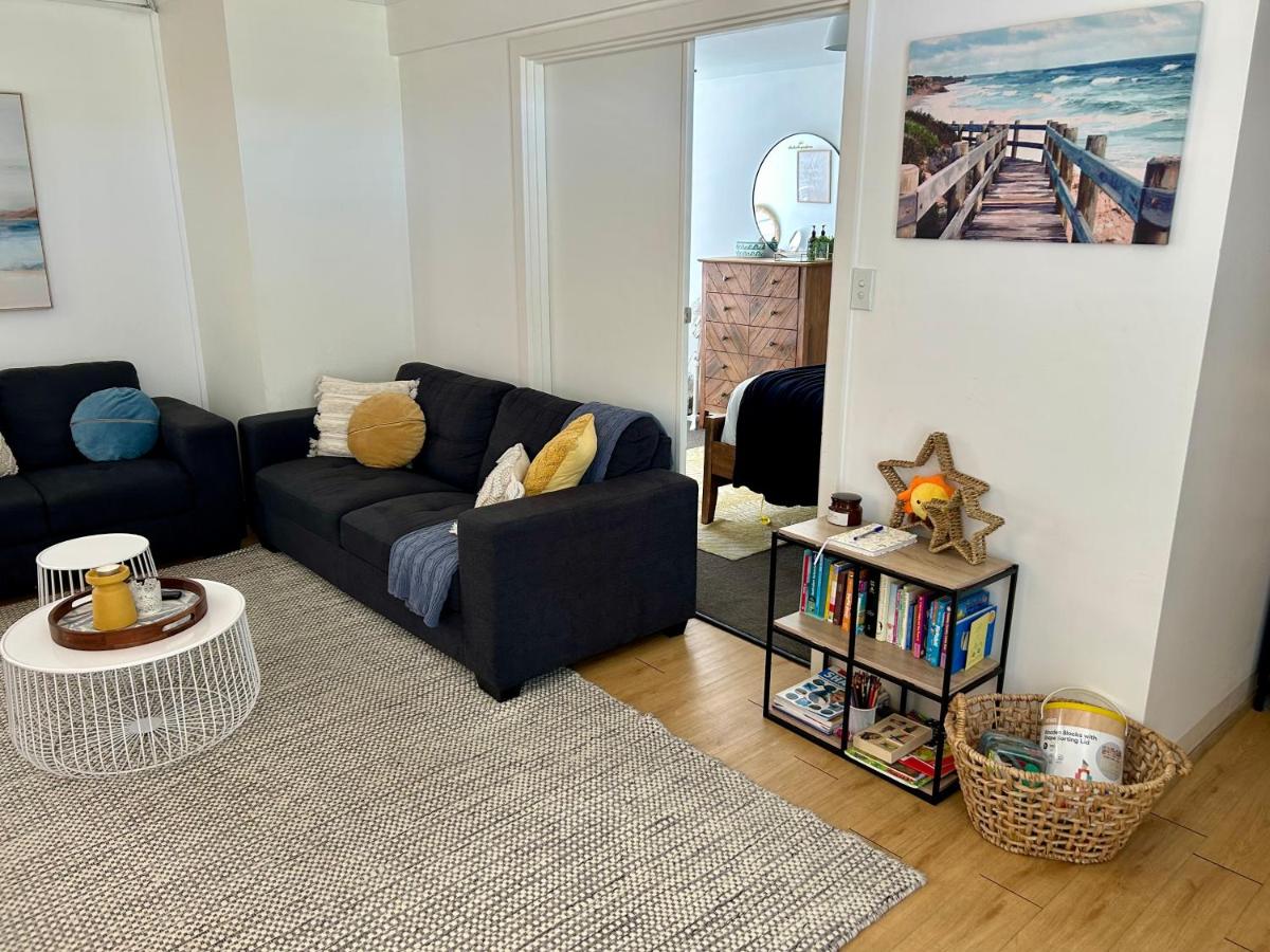 Sunshine Five - Housity