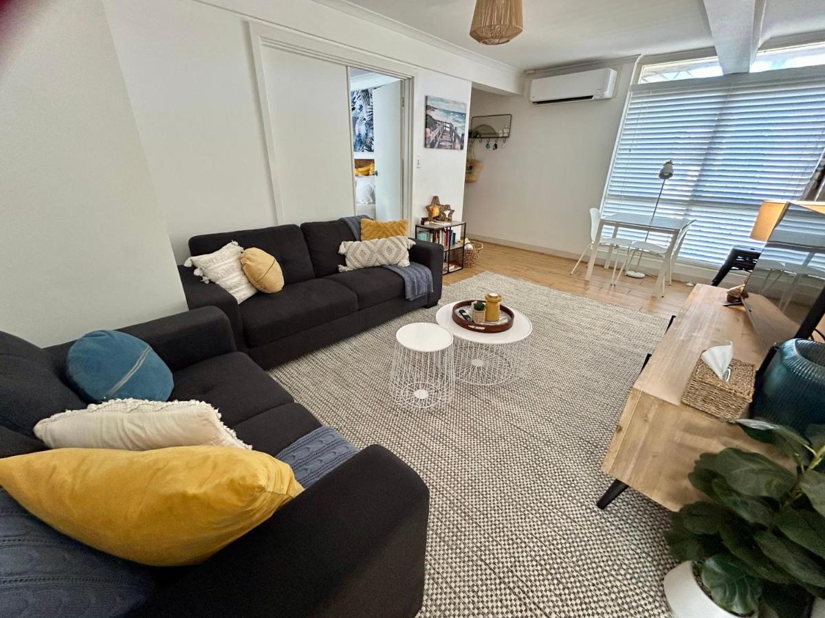 Sunshine Five - Housity