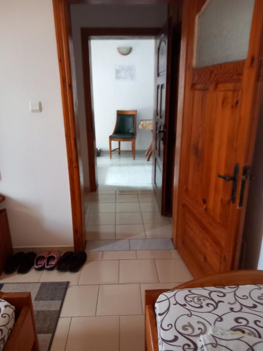 Hotel Mishel - Housity
