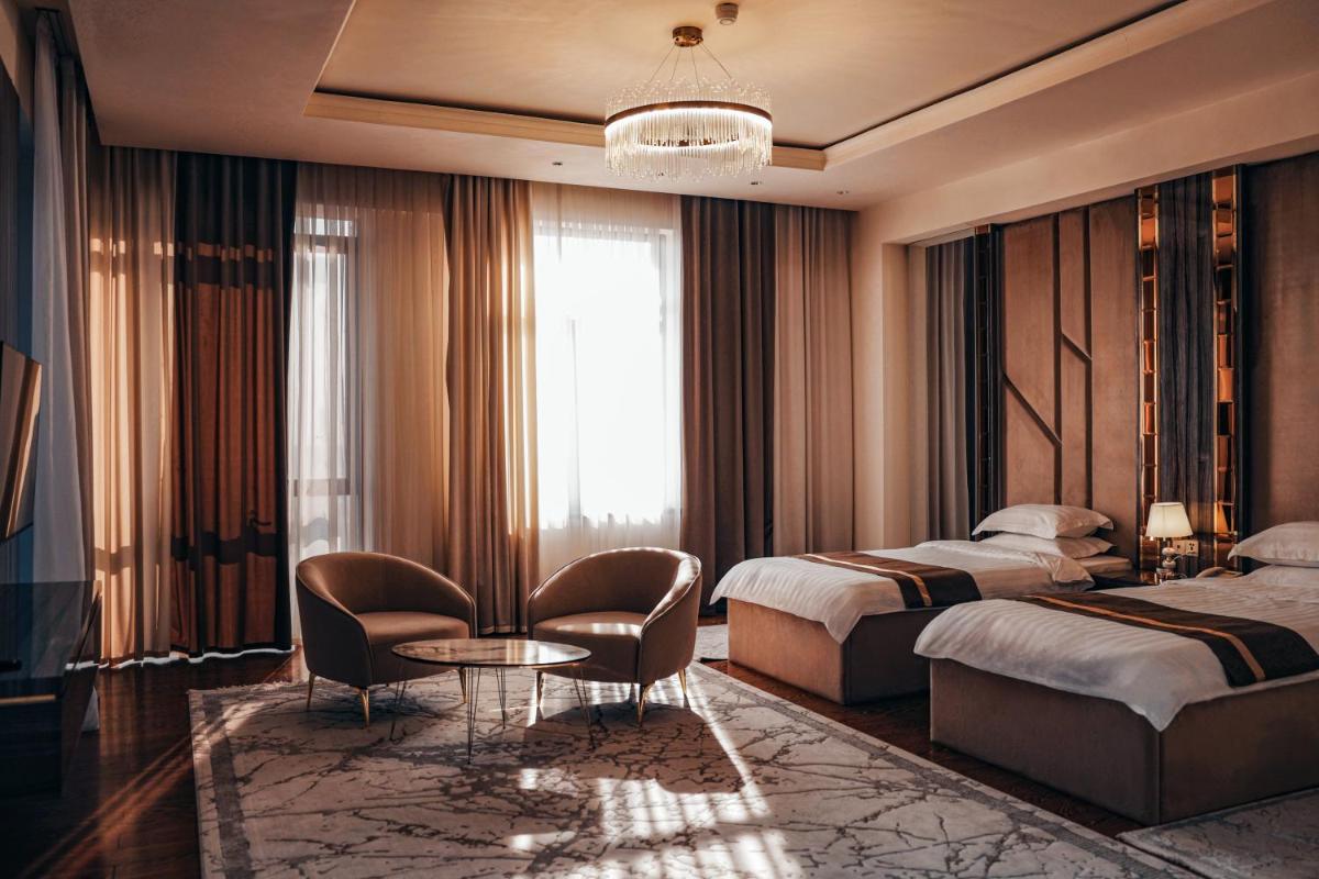 KANGURT Grand Hotel - Housity