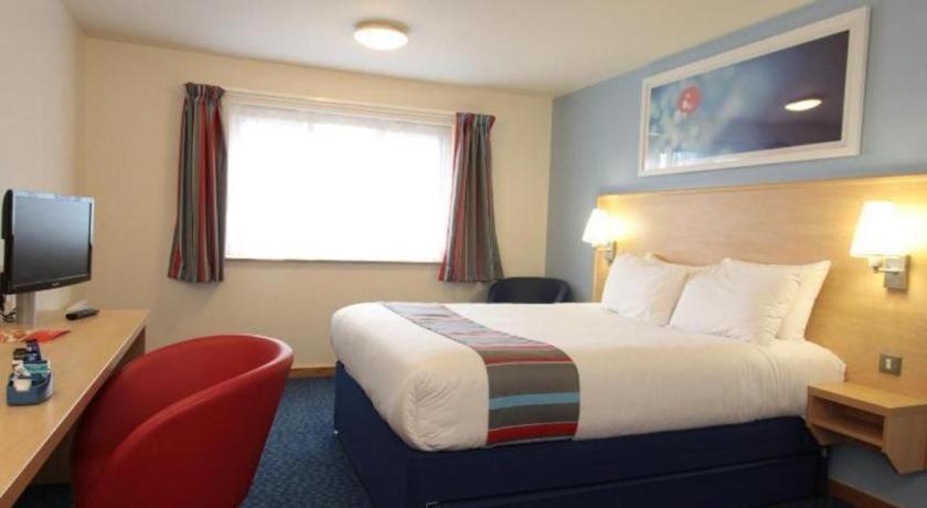 Travelodge Sheffield Central - Housity