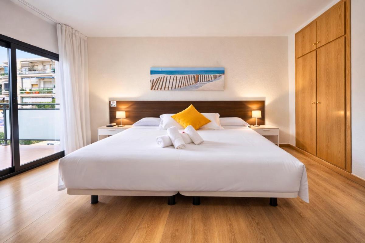 Adia Hotel Cunit Playa - Housity