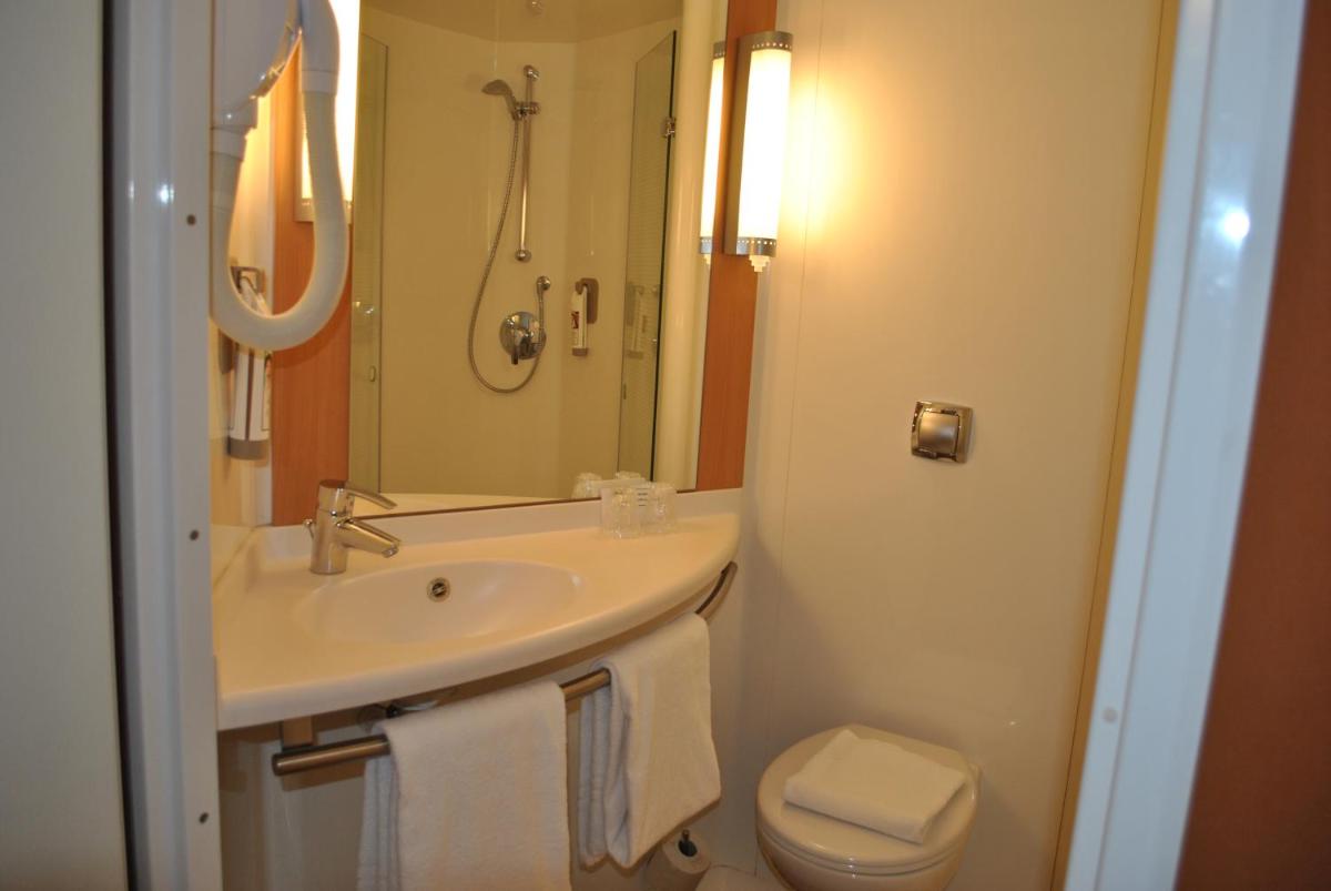 ibis Loriol Le Pouzin - Housity