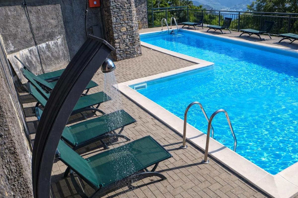 Luci sul Lago - A Real Paradise - Hizvo