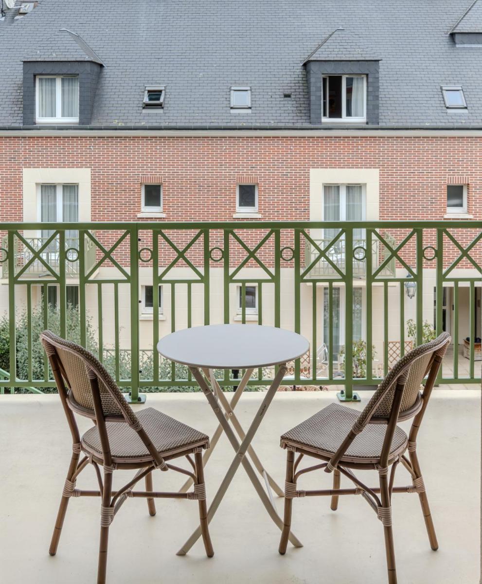 Balcon ou terrasse dans l'établissement Tulip Inn Honfleur Residence & Spa