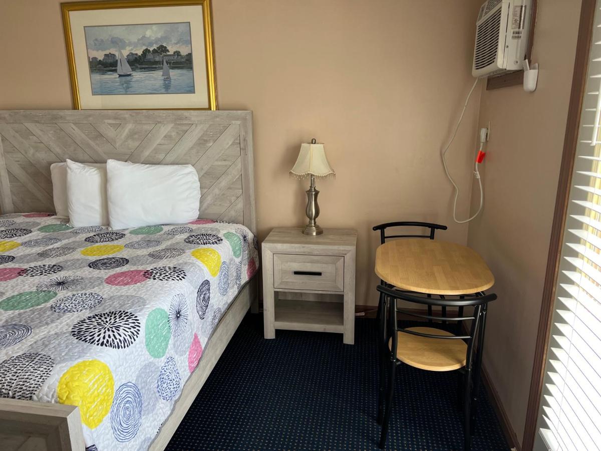Regal Inn Hampton Beach - Housity