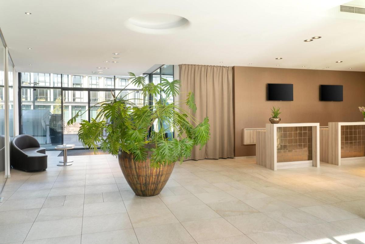 elaya hotel kleve - Housity