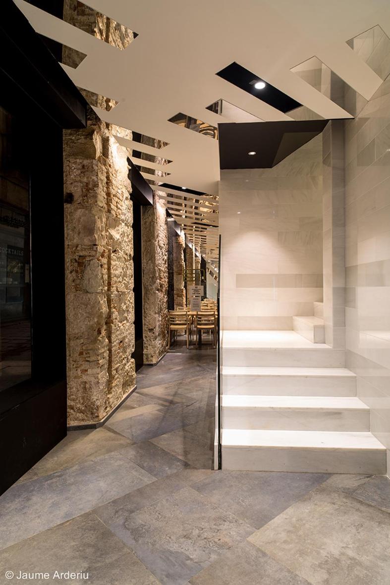 Barcelona House - Housity