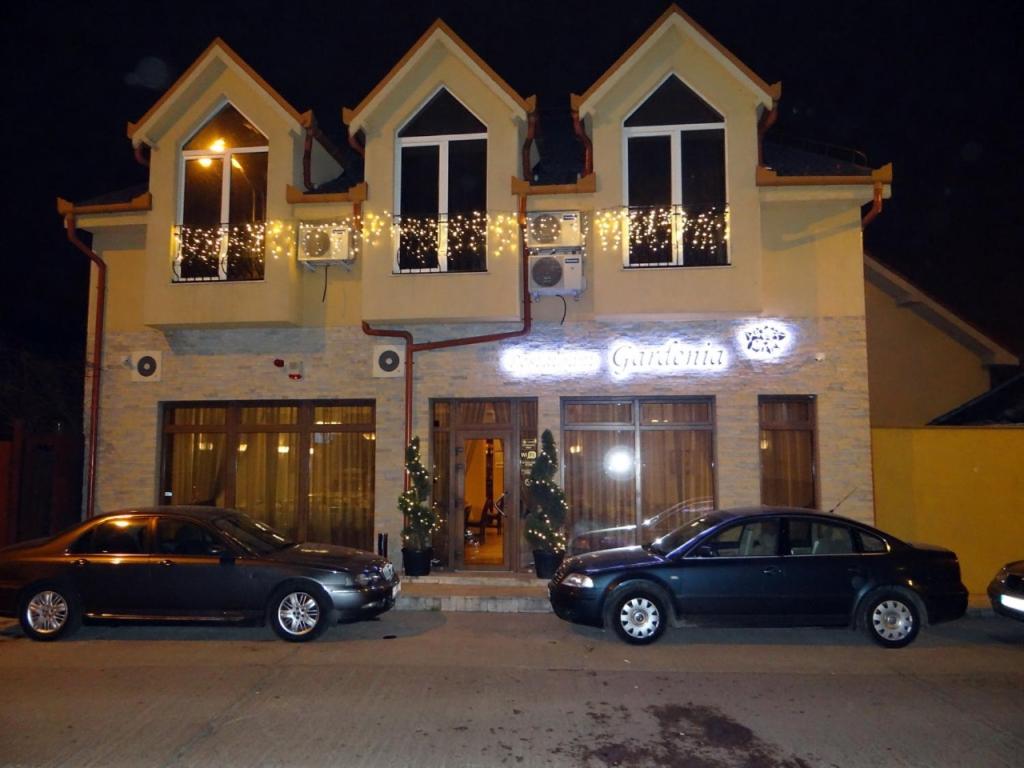 Vila Gardenia - Housity