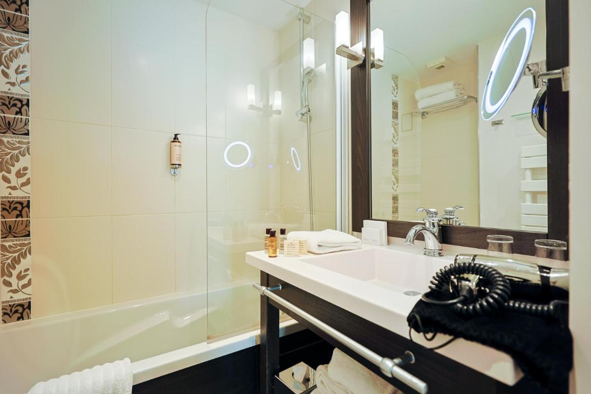 Salle de bains dans l'établissement Seven Urban Suites Nantes Centre