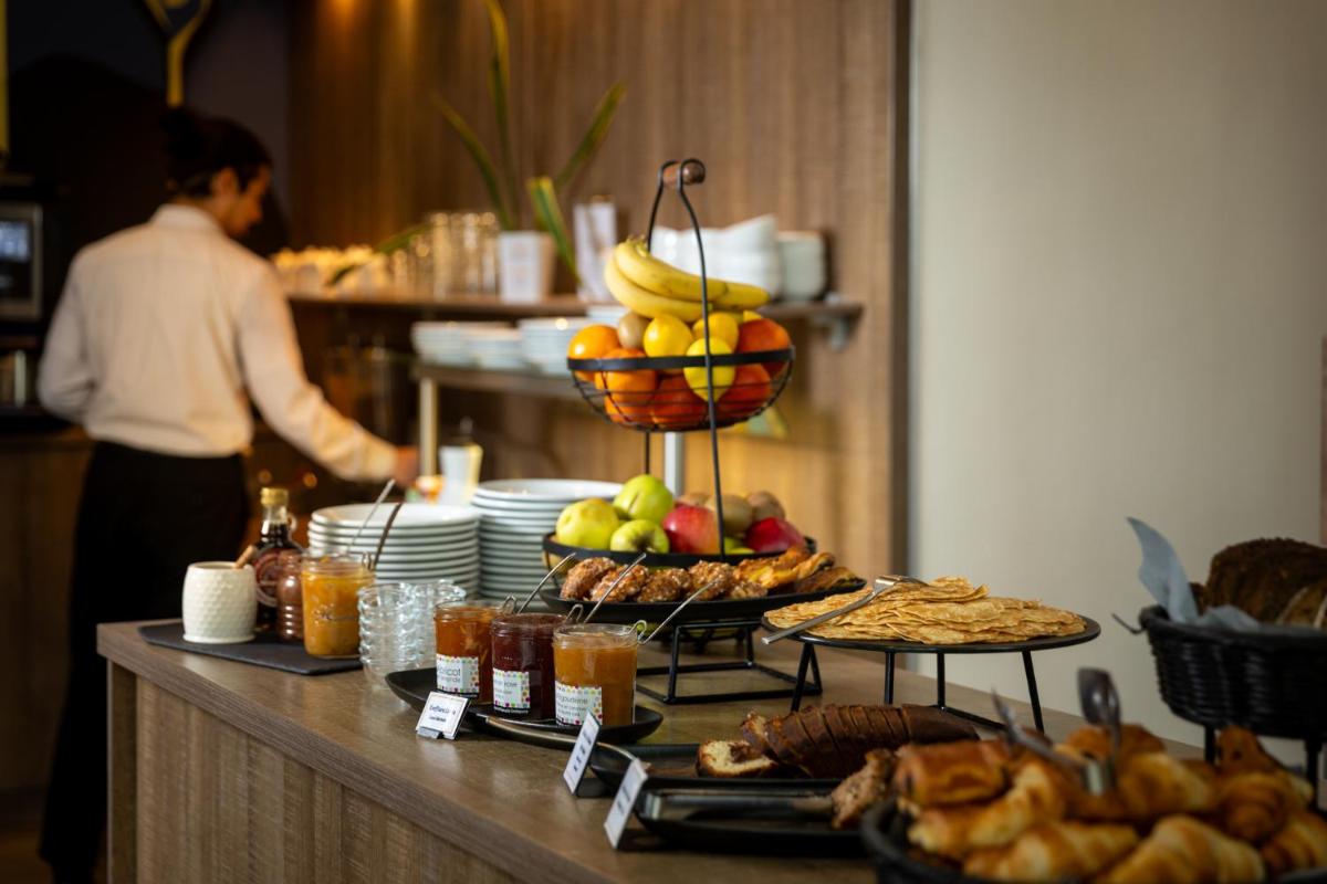 Nourriture dans l'hôtel ou à proximité
