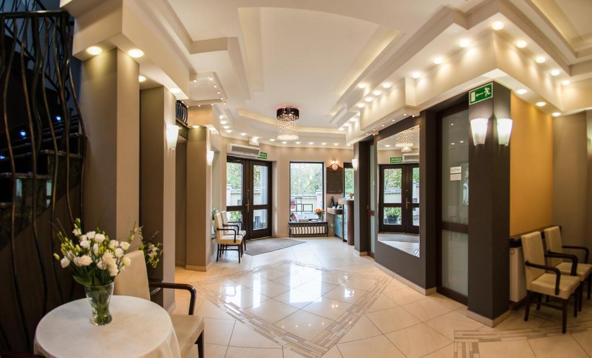 Hotel Konstancja - Housity