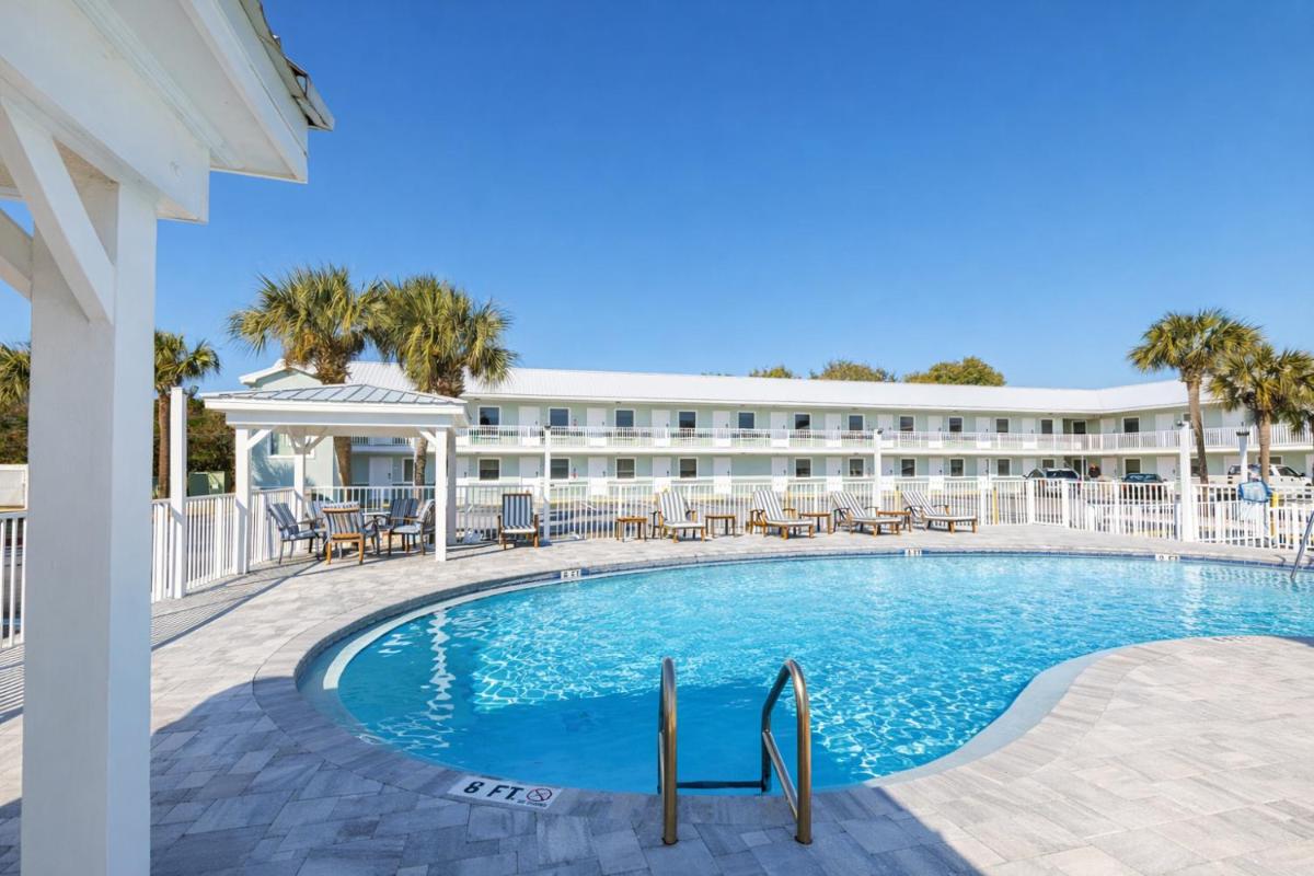 Destin Inn & Suites - Housity