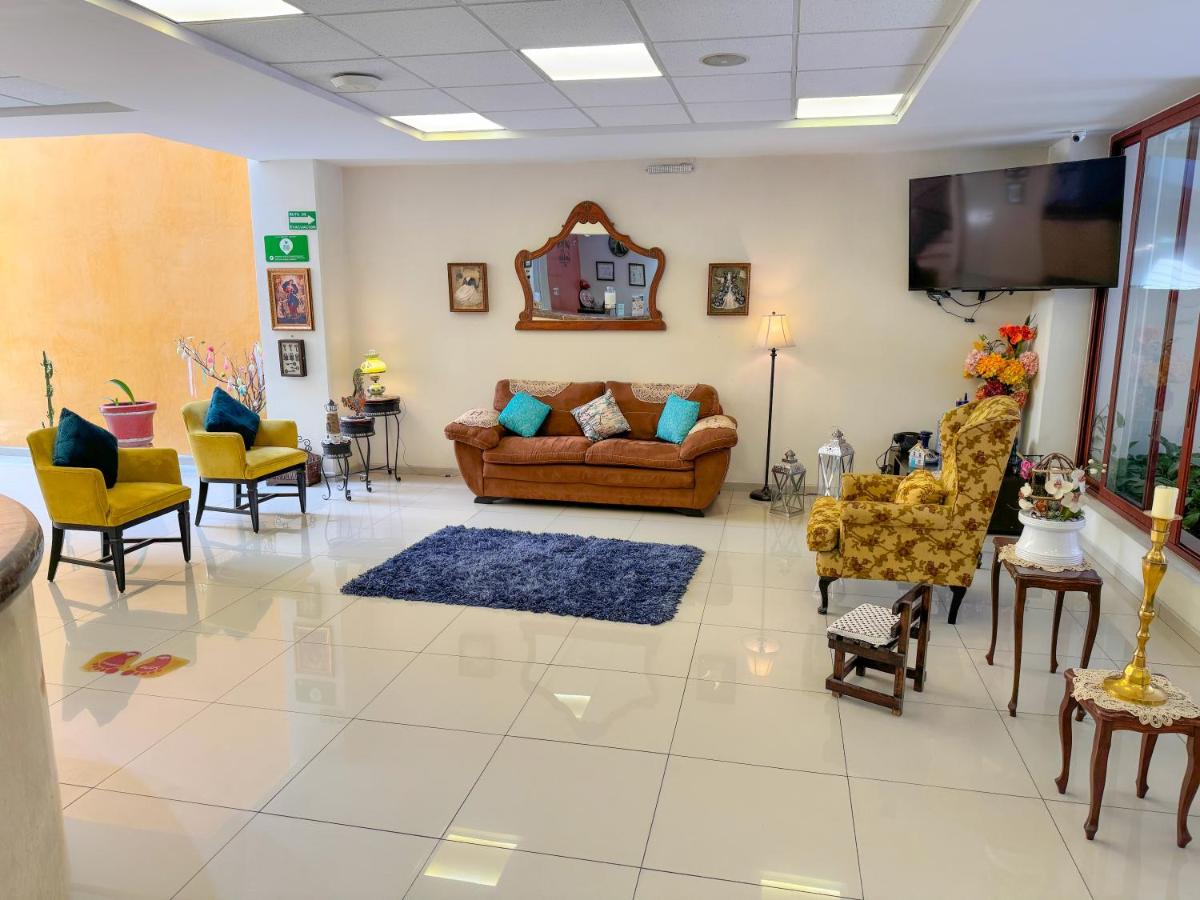 Casa de la iaia Hotel - Housity