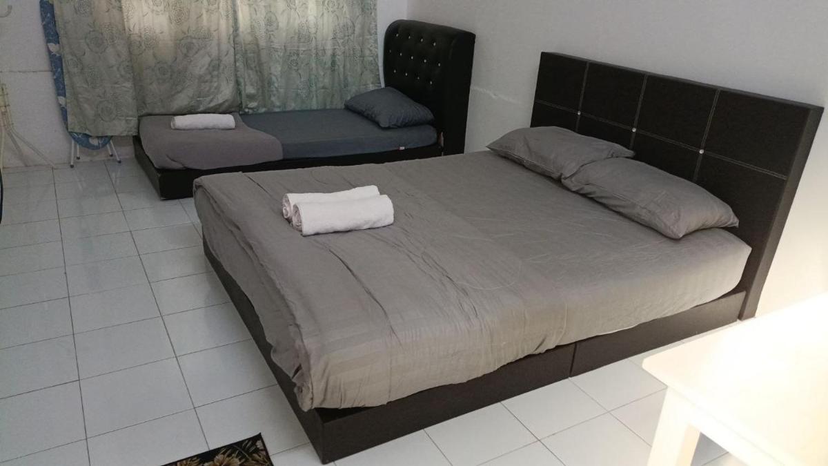 Ubudiyah dbangsal room stay 1 - Housity