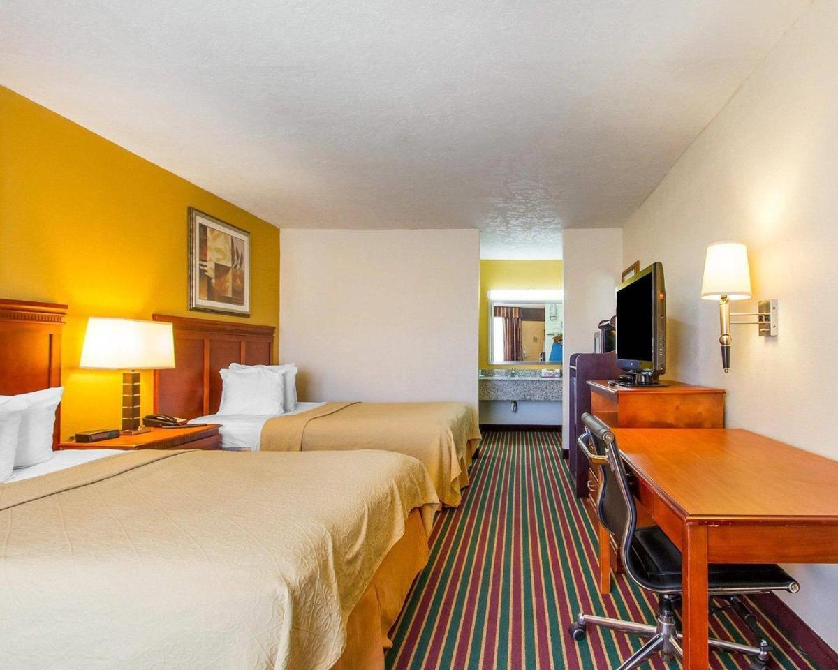 Quality Inn Dyersburg I-155 - Housity