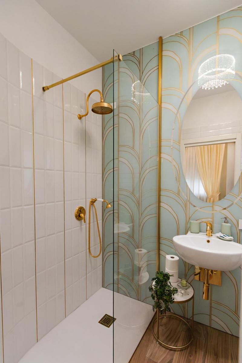 La Rondinella Boutique Rooms & Café - Housity