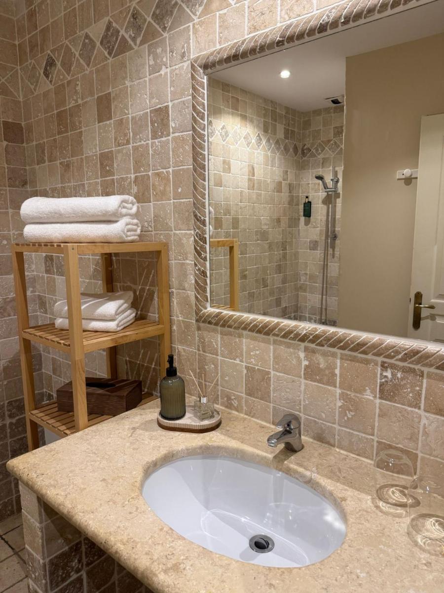 Salle de bains dans l'établissement CÉRÈS - Boutique-Hôtel & Spa