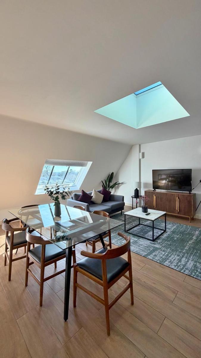 Kew Bridge by Viridian Apartments - Housity