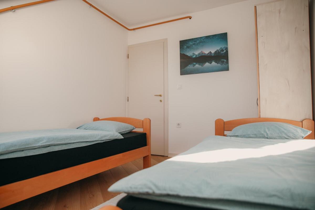 Deniro Apartment - Housity