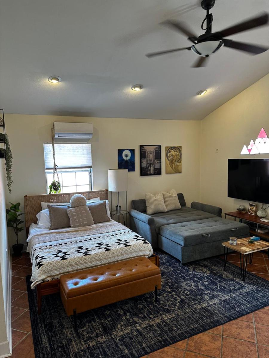 Lofty Dreams B&B, studio near Disney & Universal - Housity