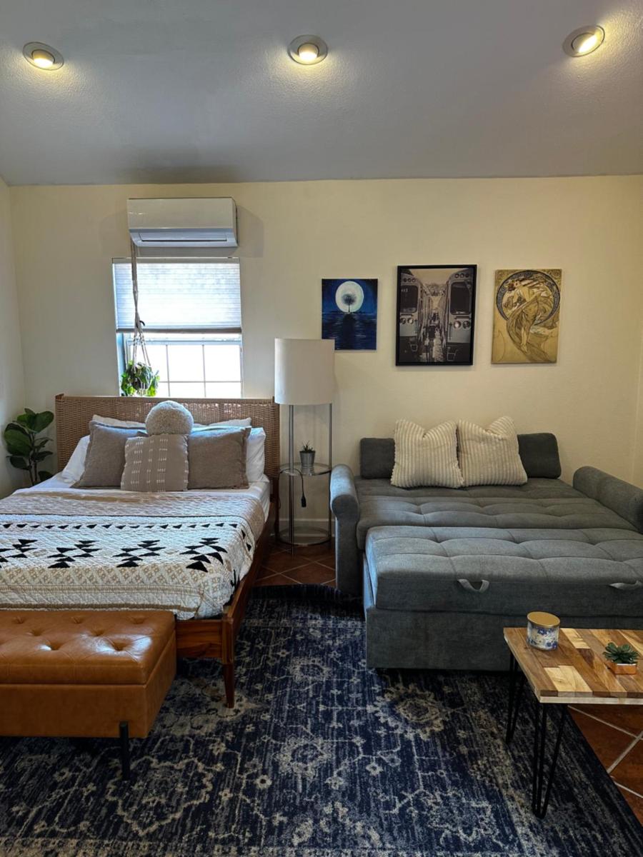 Lofty Dreams B&B, studio near Disney & Universal - Housity