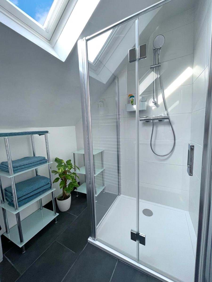 Jacky & Daniel's Apartments Top 2 - Housity